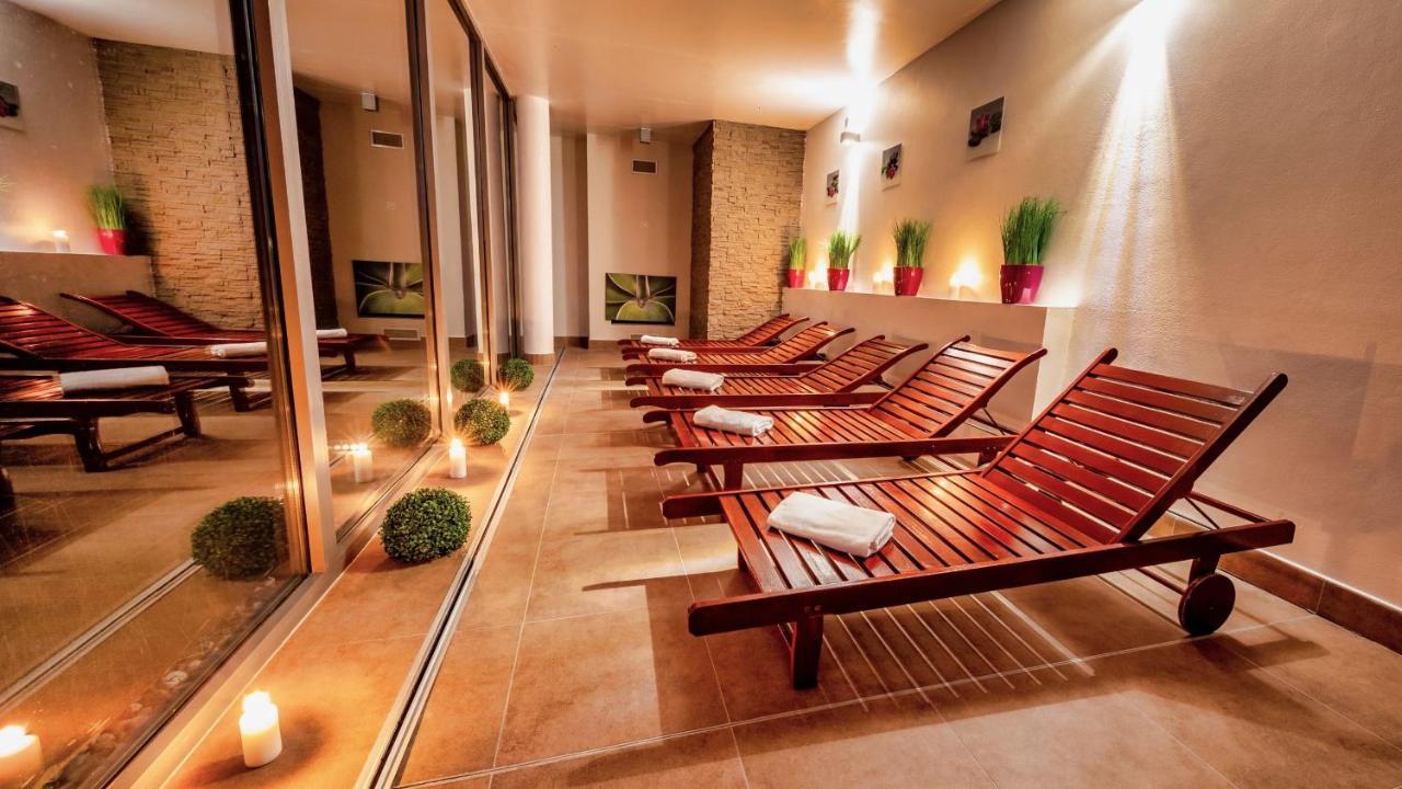 Hotel Bystra Брезно Экстерьер фото