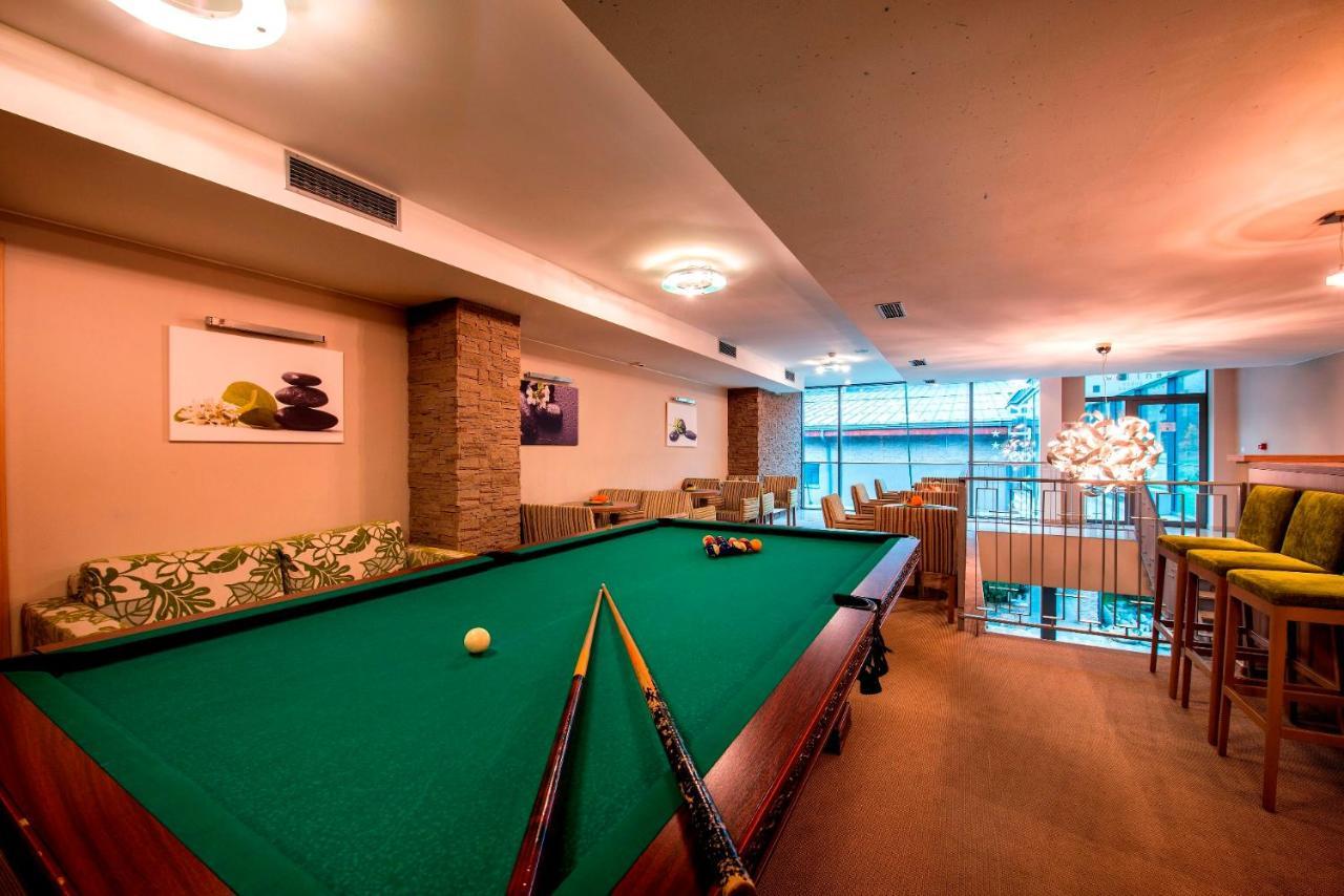 Hotel Bystra Брезно Экстерьер фото